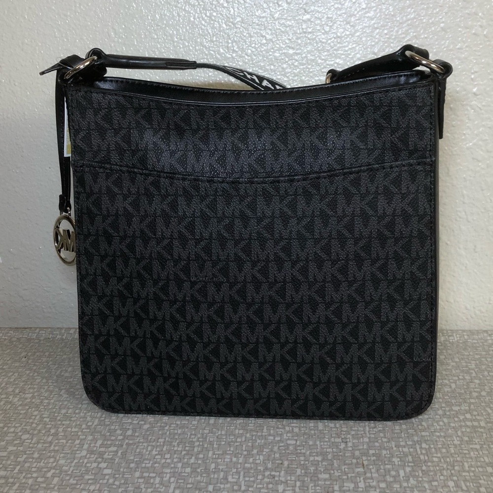 NWT Michael Kors Jet Set Travel Black Crossbody Bag - Picture 2 of 10